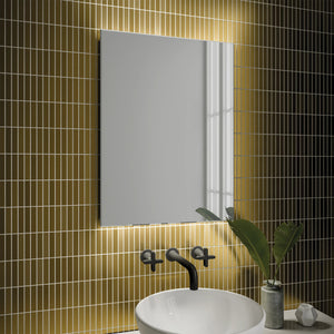 HiB Aura Bathroom Mirror with light